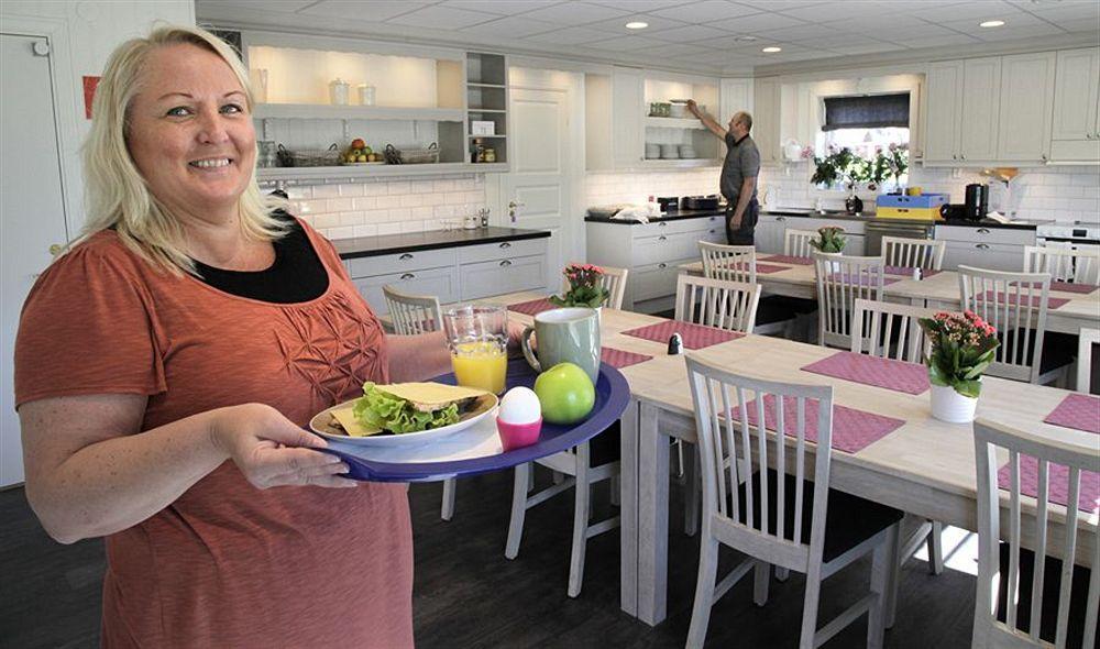 Hoegbo Hotell Skommarsgarden Sandviken Zewnętrze zdjęcie