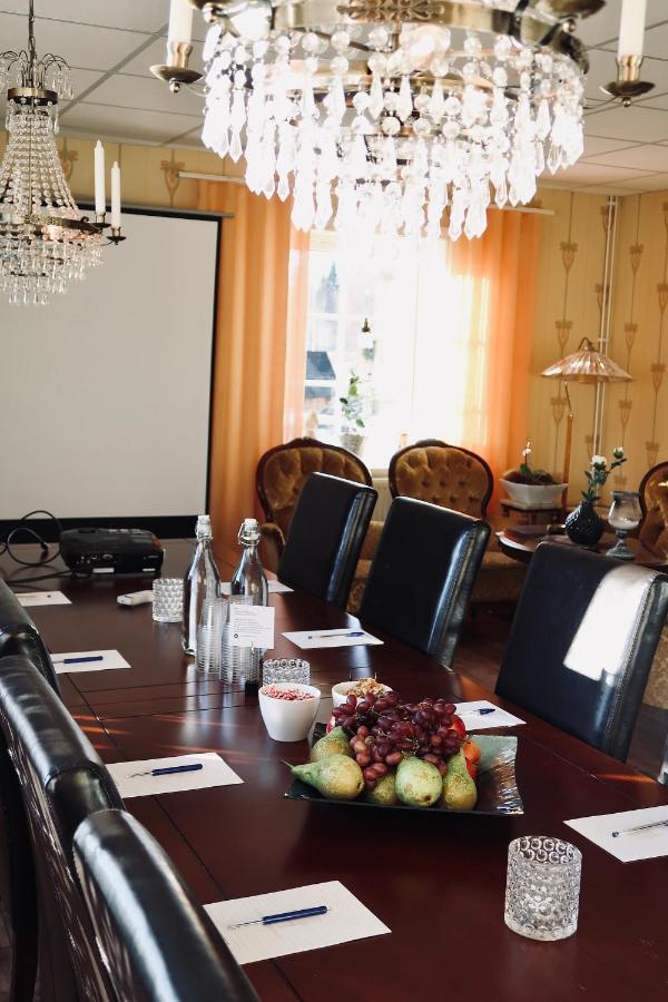 Hoegbo Hotell Skommarsgarden Sandviken Zewnętrze zdjęcie